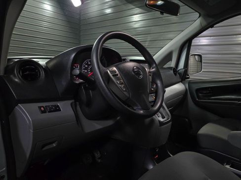 Used 2020 Nissan NV200 SV w/ Back Door Glass Package FWD image 13
