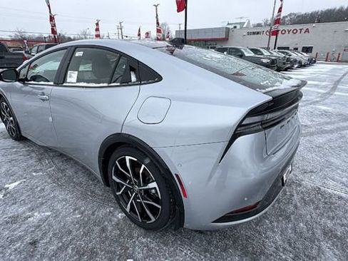 New 2026 Toyota Prius XSE Premium image 3