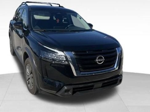 Used 2023 Nissan Pathfinder SV FWD image 3
