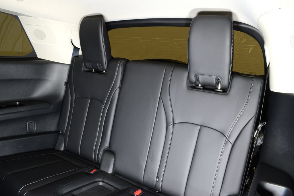 Used 2026 INFINITI QX60 Luxe w/ Family Package AWD/4WD image 29