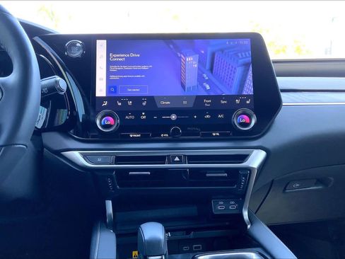 Used 2024 Lexus RX 350 Premium w/ Convenience Package FWD image 34