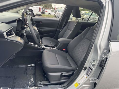Used 2024 Toyota Corolla LE image 12
