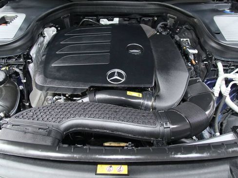 Certified 2021 Mercedes-Benz GLC 300 4MATIC image 31