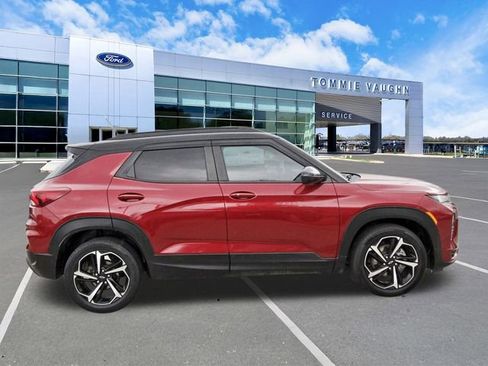 Used 2022 Chevrolet TrailBlazer RS FWD image 5