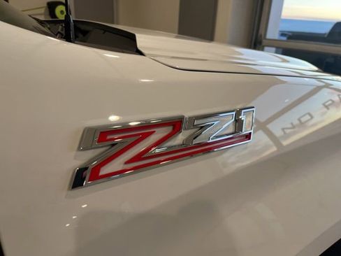 Used 2019 Chevrolet Silverado 1500 LTZ w/ LTZ Plus Package image 7