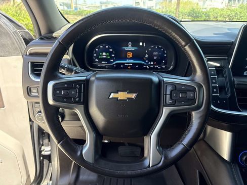 Used 2022 Chevrolet Tahoe LT w/ LT Signature Plus Package AWD/4WD image 24