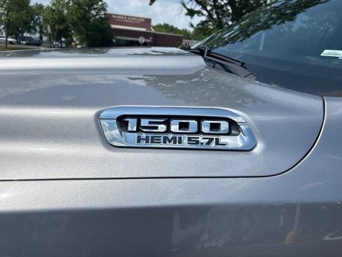 Used 2020 RAM 1500 Big Horn AWD/4WD image 10