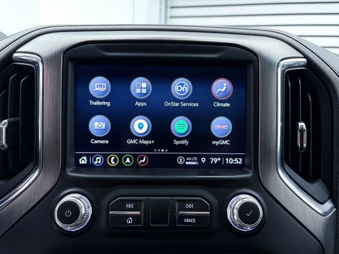 Used 2022 GMC Sierra 3500 Denali w/ Denali Ultimate Package image 39