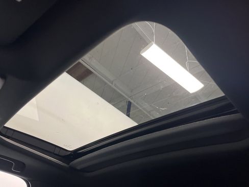 Used 2022 Honda Civic Sport Touring image 12