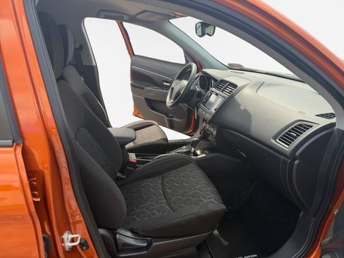 Used 2024 Mitsubishi Outlander Sport ES AWD/4WD image 25