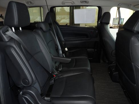 Used 2025 Honda Odyssey EX-L image 17