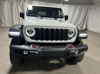 Used 2025 Jeep Wrangler Unlimited Rubicon AWD/4WD video 2