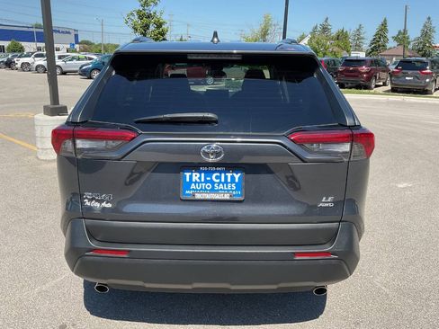 Used 2019 Toyota RAV4 LE w/ All Weather Liner Package AWD/4WD image 6