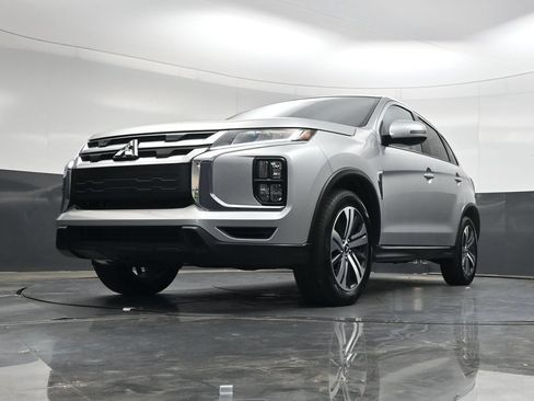 Used 2024 Mitsubishi Outlander Sport AWD image 32