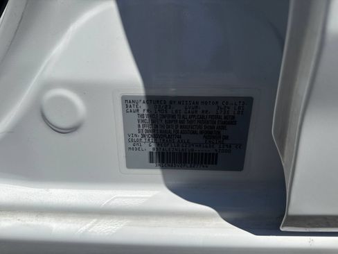 Used 2023 Nissan Versa S FWD image 30