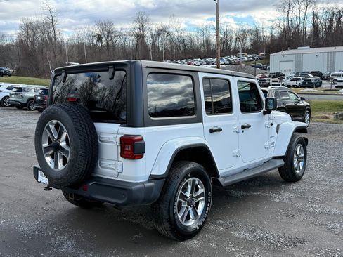 Used 2018 Jeep Wrangler Unlimited Sahara w/ Dual Top Group image 6