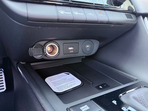 Certified 2025 Hyundai Elantra Sport FWD image 19