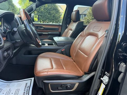 Used 2022 RAM 1500 Limited AWD/4WD image 11