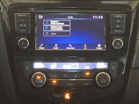 Used 2019 Nissan Rogue SV FWD image 25