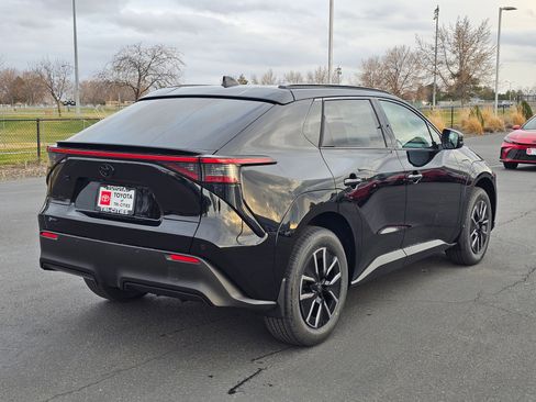 New 2026 Toyota bZ XLE Plus image 5