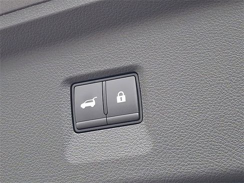 Used 2025 INFINITI QX60 Pure image 30