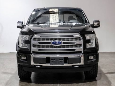 Used 2015 Ford F150 Platinum w/ Equipment Group 701A Luxury AWD/4WD image 6