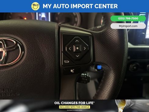 Used 2017 Toyota Tacoma TRD Off-Road w/ Tow Package image 17