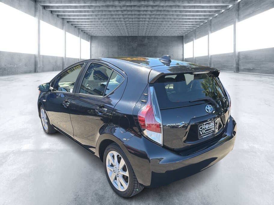 Used 2016 Toyota Prius C Four FWD image 4