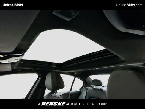 Used 2025 BMW 330i Sedan image 12