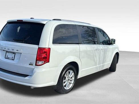 Used 2019 Dodge Grand Caravan SXT image 7