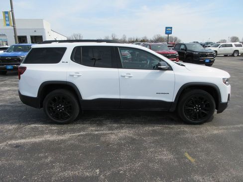 Used 2023 GMC Acadia SLE w/ Driver Convenience Package image 6