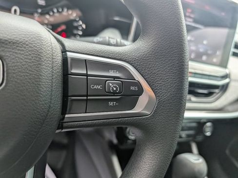 Used 2024 Jeep Compass Sport AWD/4WD image 17