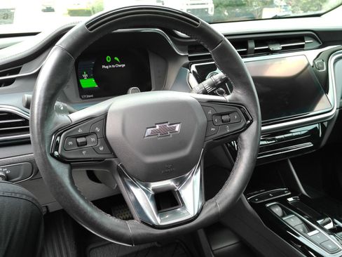 Used 2023 Chevrolet Bolt EUV Premier w/ Sun & Sound Package FWD image 29