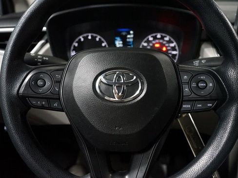 Used 2024 Toyota Corolla Cross L FWD image 12