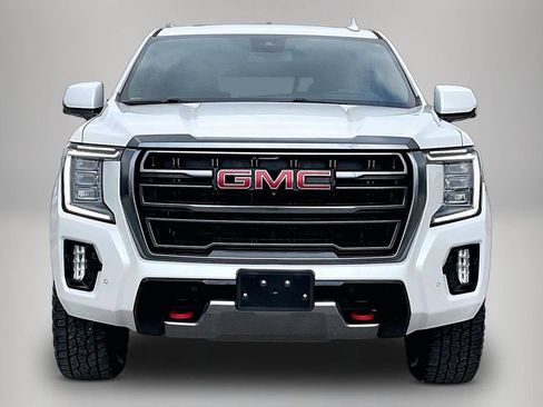 Used 2023 GMC Yukon XL AT4 w/ AT4 Premium Package AWD/4WD image 3