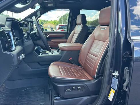 Used 2024 GMC Sierra 2500 Denali Ultimate w/ LPO, GMC Protection Package image 13