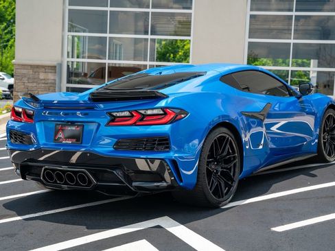 Used 2026 Chevrolet Corvette Z06 RWD image 14