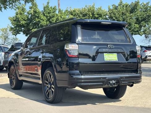 Used 2019 Toyota 4Runner Limited RWD image 3