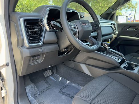 New 2026 GMC Canyon Elevation w/ Convenience Package image 22