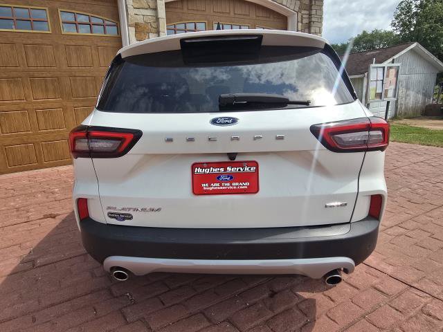 Used 2023 Ford Escape Platinum AWD/4WD image 4