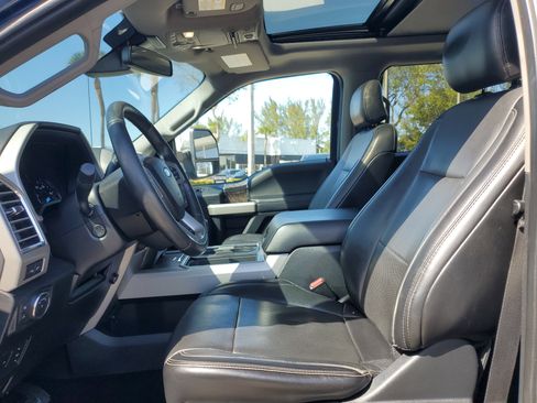 Used 2017 Ford F250 Lariat w/ Lariat Ultimate Package image 13