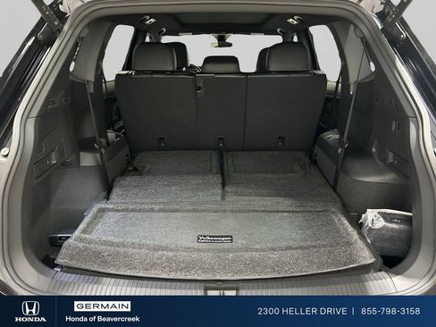 Used 2022 Volkswagen Tiguan SE R-Line FWD image 27