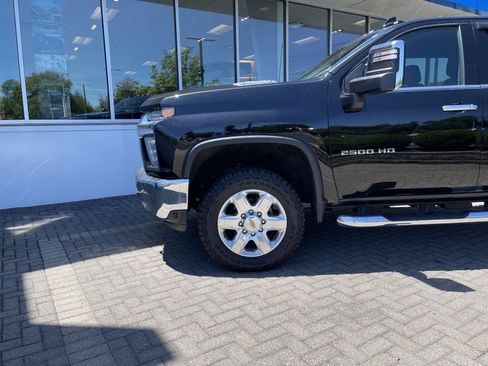 Used 2022 Chevrolet Silverado 2500 LTZ w/ Snow Plow Prep/Camper Package AWD/4WD image 9