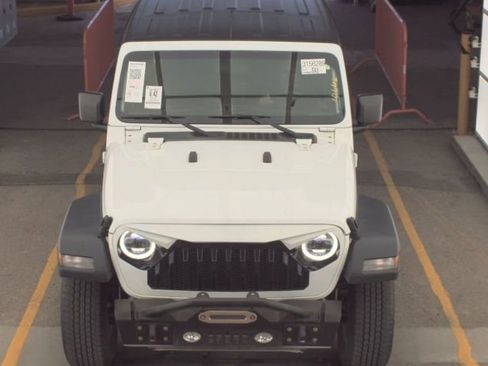 Used 2018 Jeep Wrangler Unlimited Sport S AWD/4WD image 4