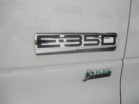 Used 2016 Ford E-350 and Econoline 350 Super Duty w/ Power Windows & Locks Group RWD image 12