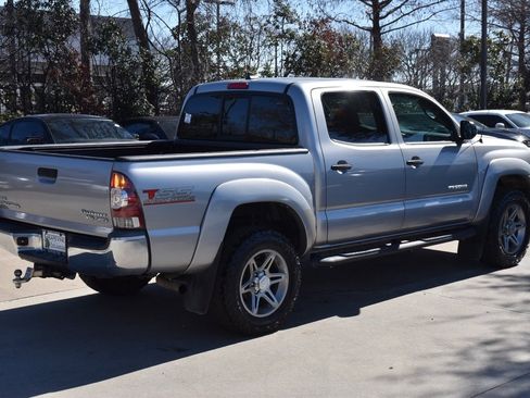 Used 2014 Toyota Tacoma PreRunner w/ SR5 Package image 7