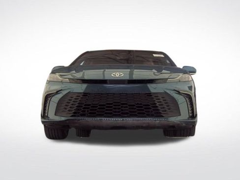 Used 2025 Toyota Camry XSE FWD image 6