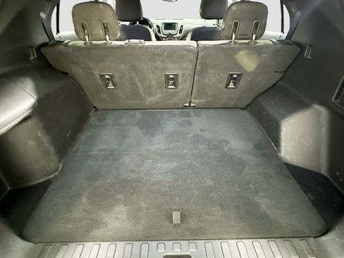 Used 2019 Chevrolet Equinox LT FWD image 27