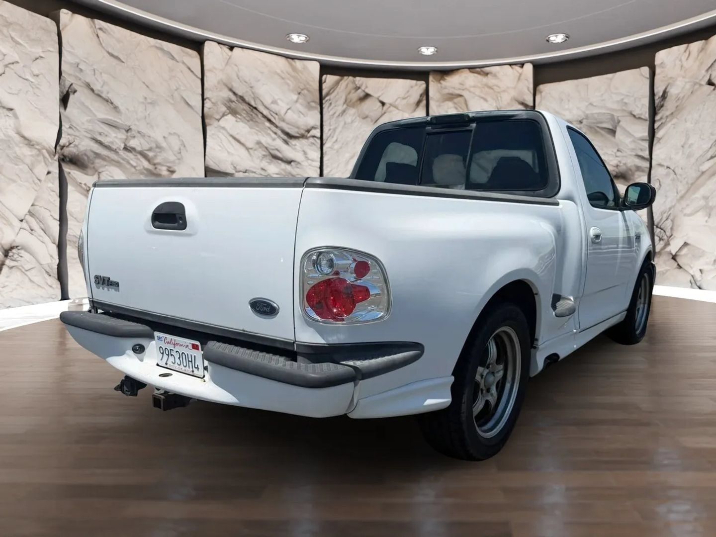 Used 2003 Ford F150 Lightning RWD image 6