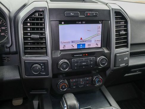 Used 2019 Ford F150 XLT w/ Equipment Group 302A Luxury AWD/4WD image 17